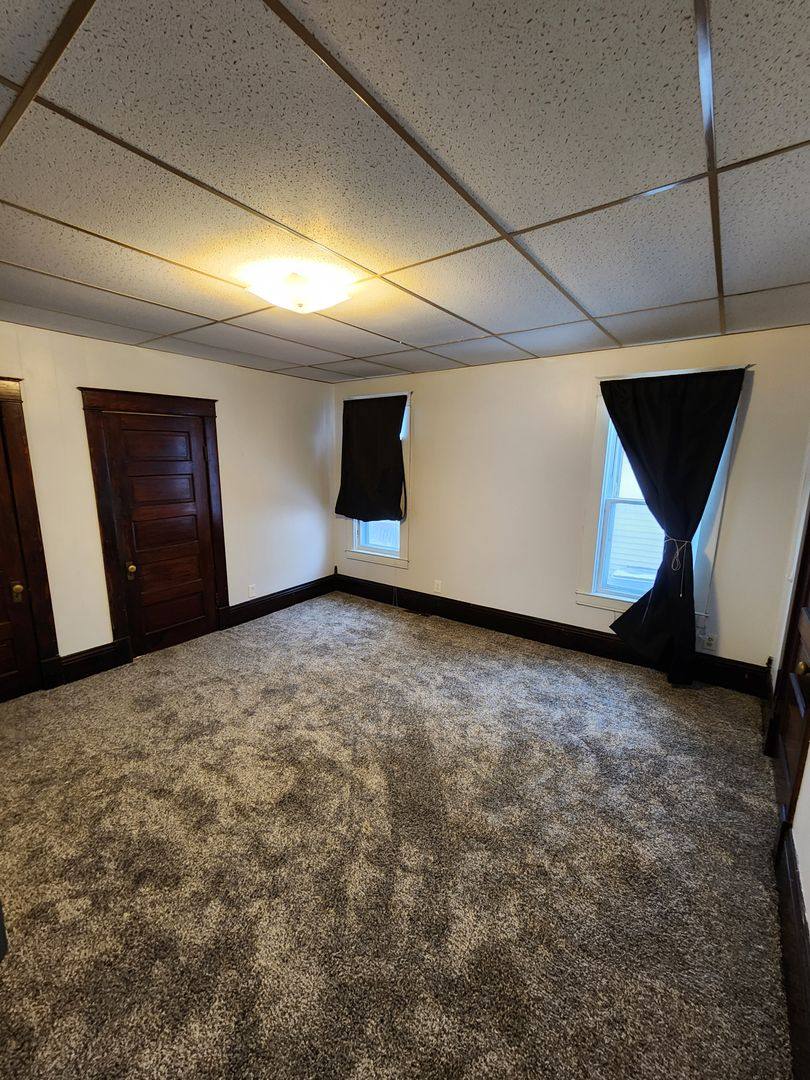 Apartment for rent at 512 S Chilson, Bay City, MI 48706