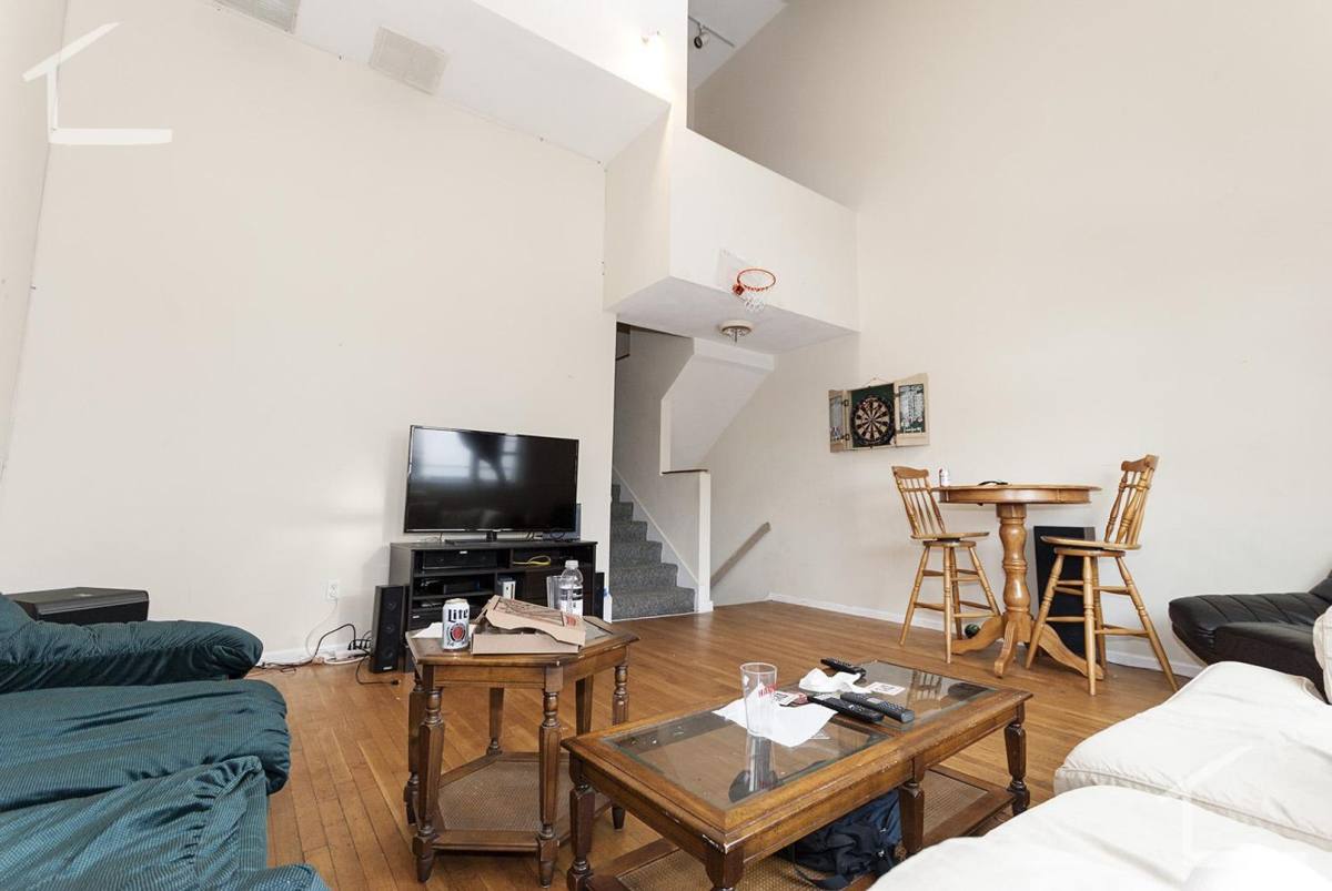 Townhouse for rent at 145 Glenville Ave, Allston, MA 02134