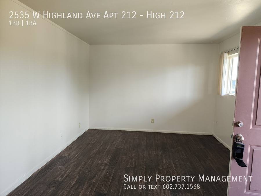 Apartment for rent at 2535 W Highland Ave #212, Phoenix, AZ 85017