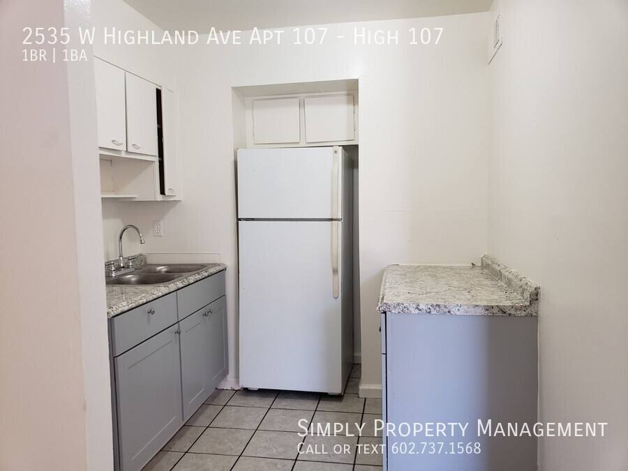 Apartment for rent at 2535 W Highland Ave #212, Phoenix, AZ 85017