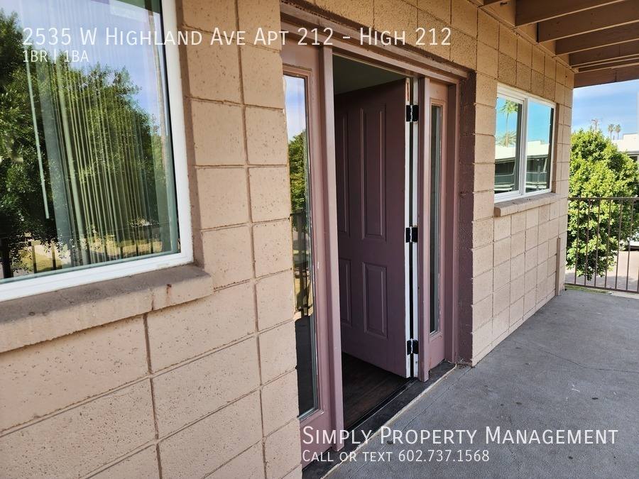 Apartment for rent at 2535 W Highland Ave #212, Phoenix, AZ 85017