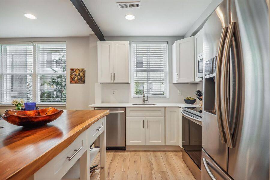 House for rent at 5024 9th St NW #203, Washington, DC 20011