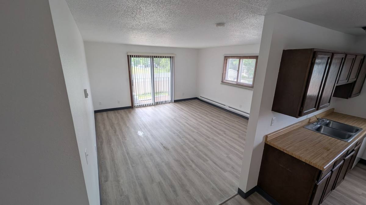 Apartment for rent at 202 5th St NW, Dilworth, MN 56529