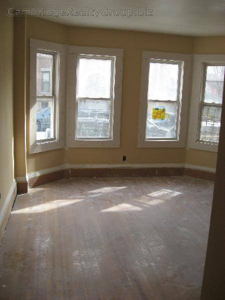 House for rent at 3147-3149 Washington St #3, Jamaica Plain, MA 02130