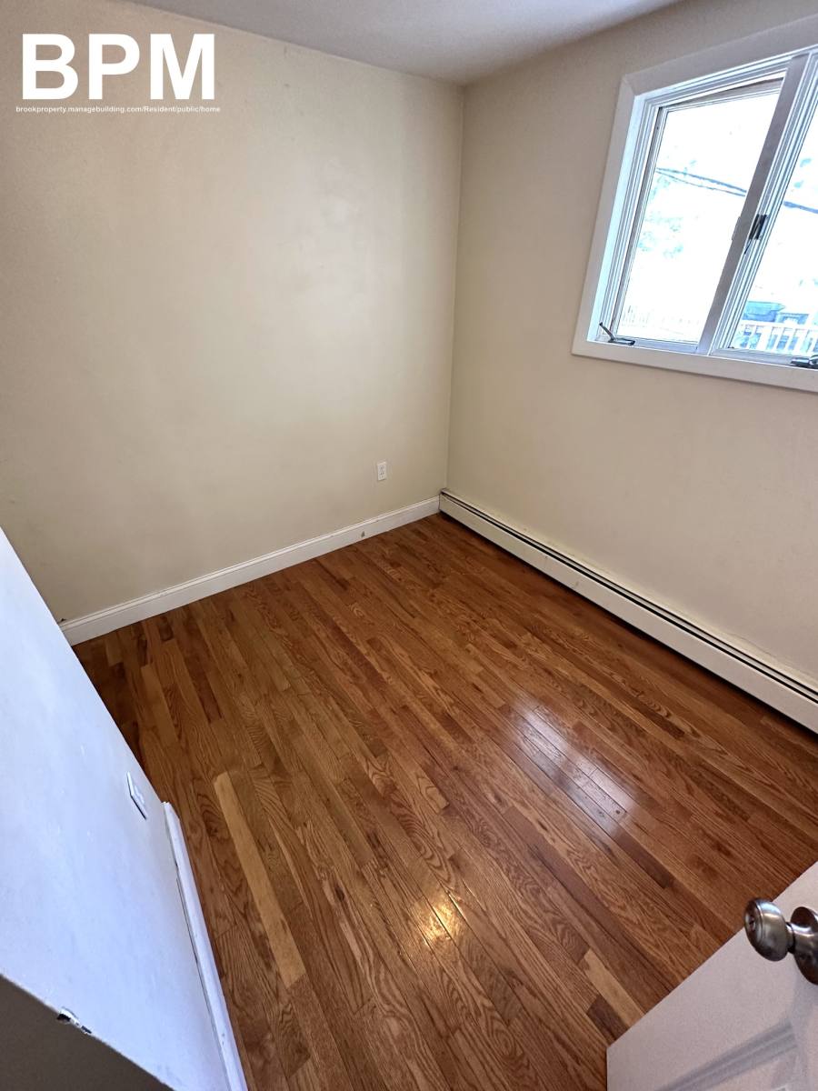 Apartment for rent at 238 Everett St #1, East Boston, MA 02128