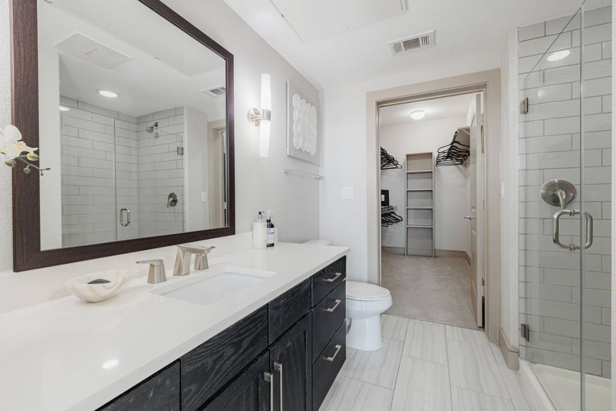 Apartment for rent at 180 W Gray St #M1801, Houston, TX 77019