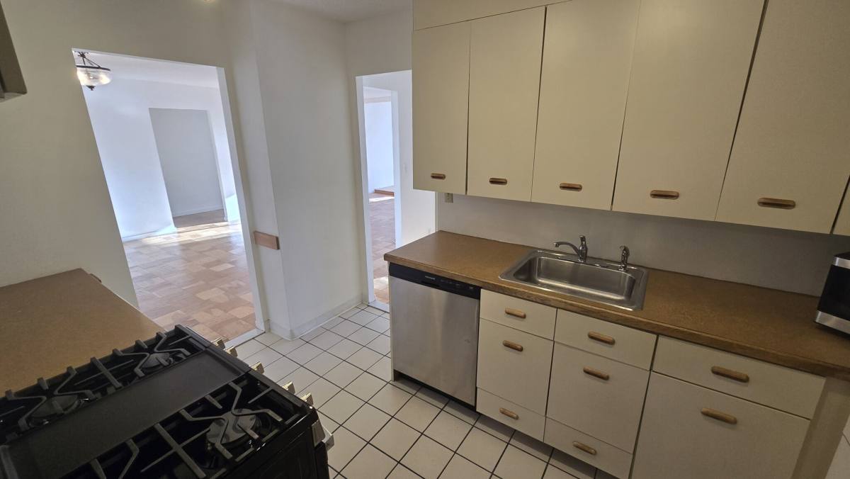 Apartment for rent at 77 Pond Ave #606, Stoughton, MA 02072
