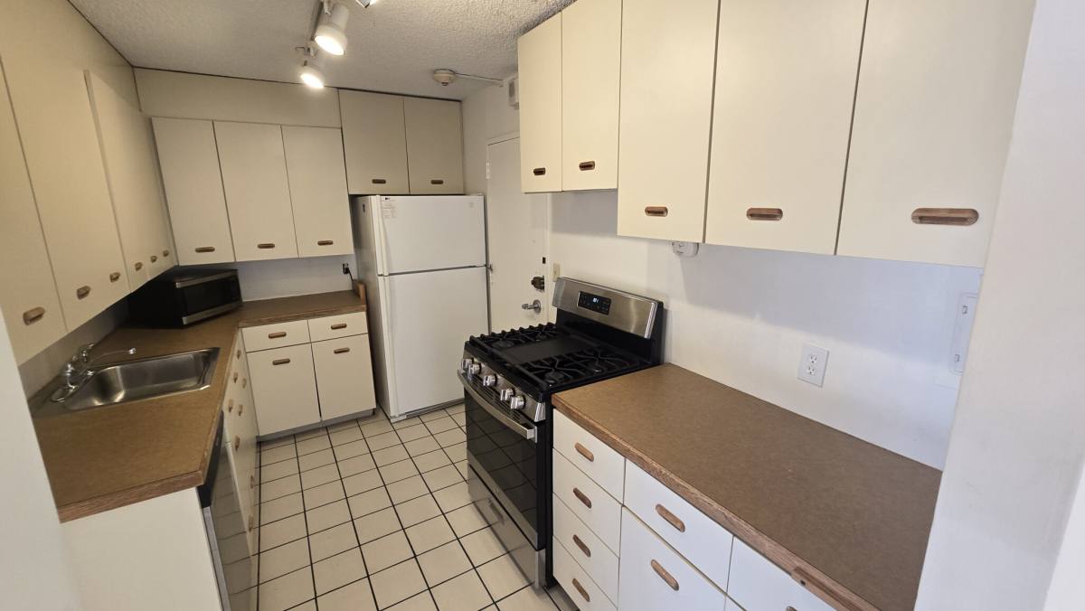 Apartment for rent at 77 Pond Ave #606, Stoughton, MA 02072