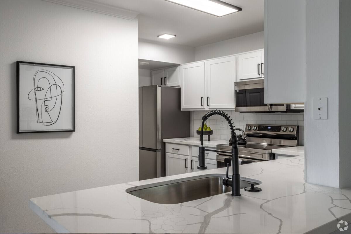 Apartment for rent at 16755 Ella Blvd #LVA1, Houston, TX 77090