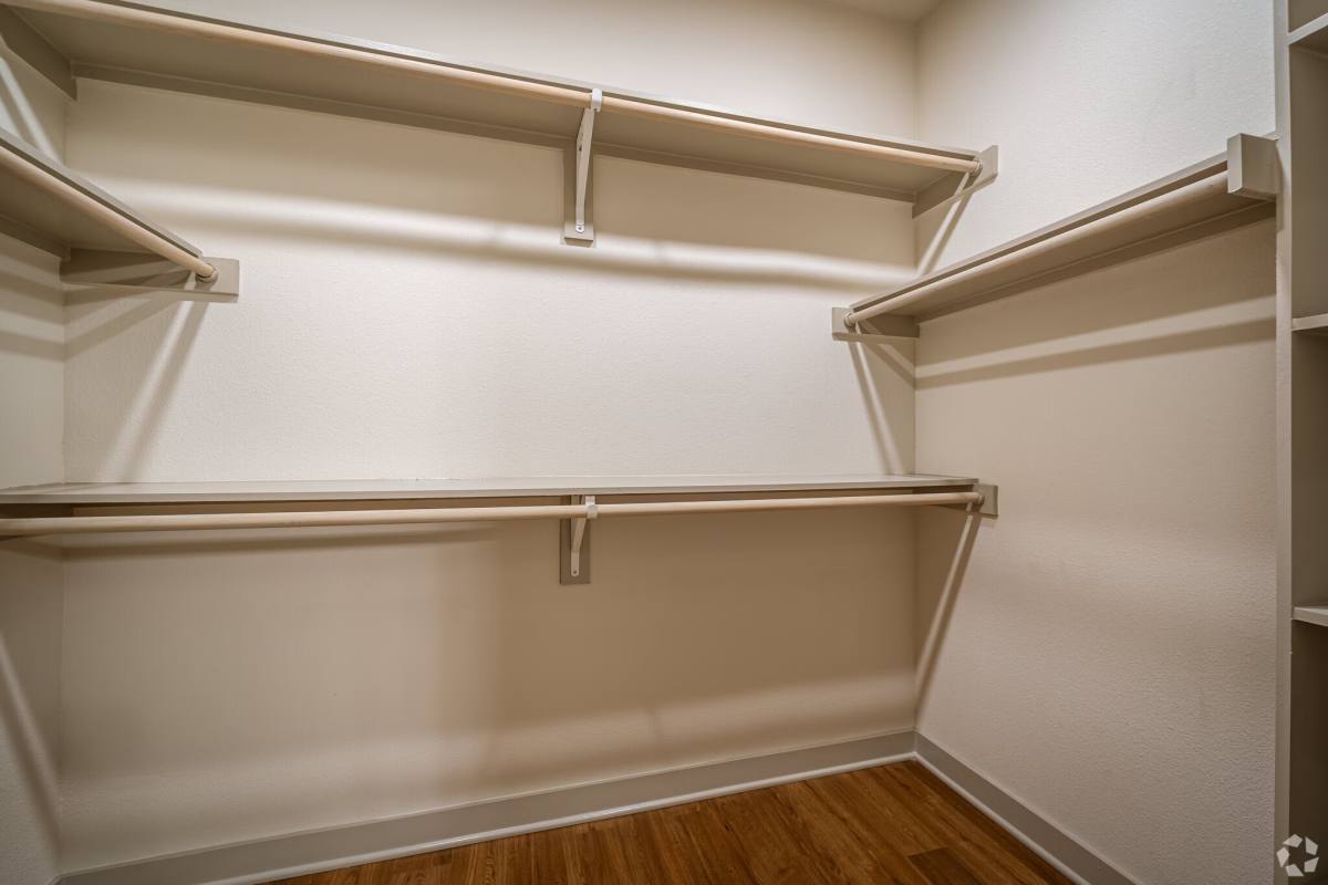 Apartment for rent at 13939 Hillcroft Ave #ESA, Houston, TX 77085