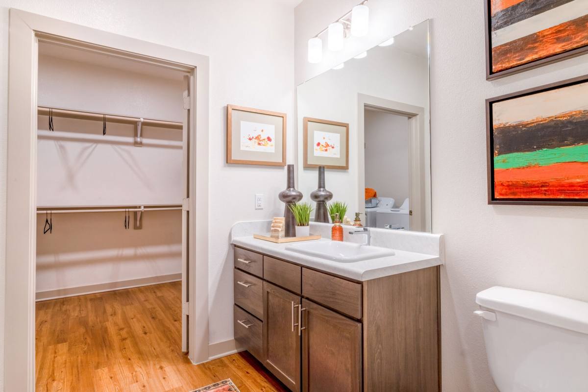 Apartment for rent at 13939 Hillcroft Ave #ESA, Houston, TX 77085
