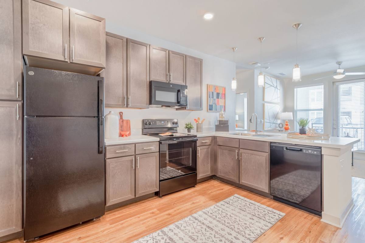 Apartment for rent at 13939 Hillcroft Ave #ESA, Houston, TX 77085