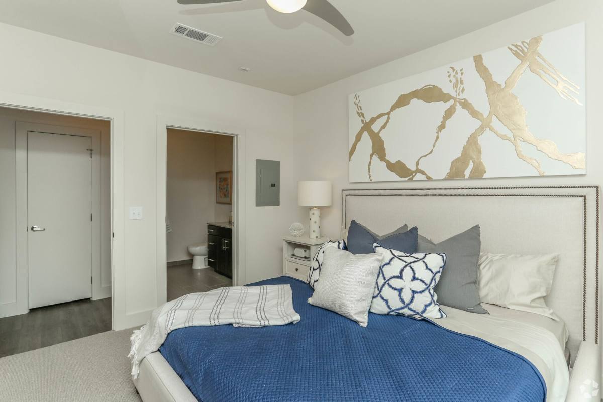 Apartment for rent at 2525 Citywest Blvd #FW2, Houston, TX 77042