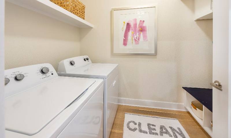 Apartment for rent at 555 W 19th St #F19, Houston, TX 77008