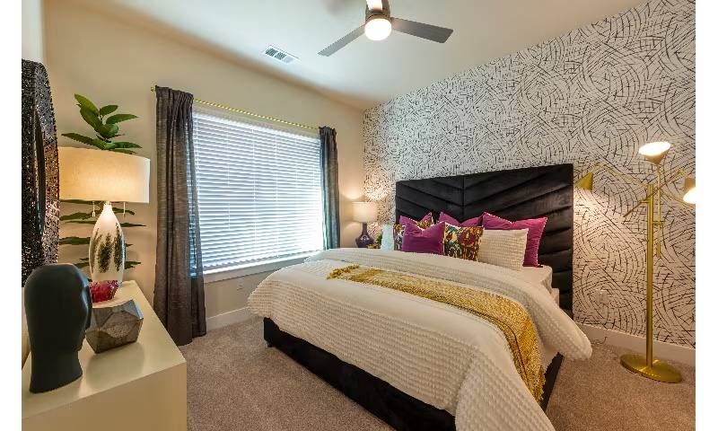 Apartment for rent at 555 W 19th St #F19, Houston, TX 77008