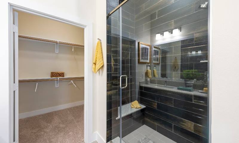 Apartment for rent at 555 W 19th St #F19, Houston, TX 77008