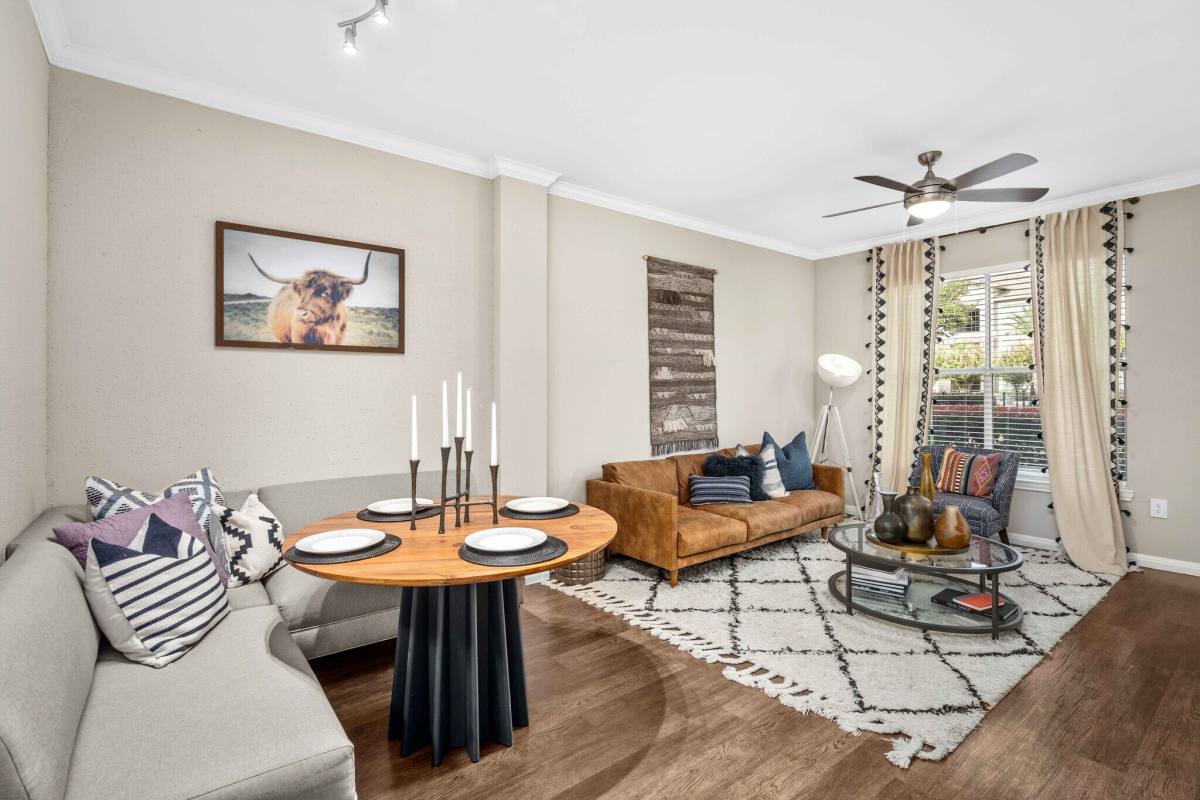 Apartment for rent at 3300 Sage Rd #GMU, Houston, TX 77056