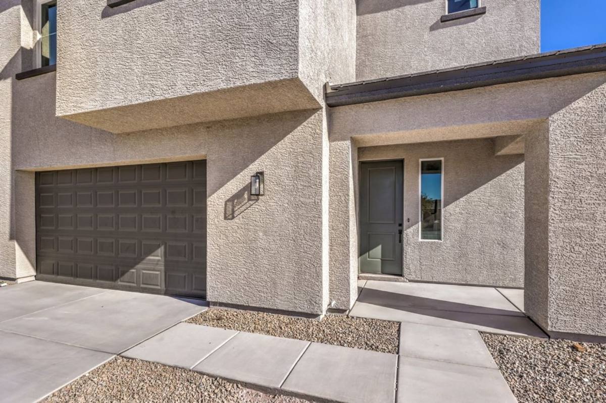House for rent at 729 Milan Ave, Henderson, NV 89015