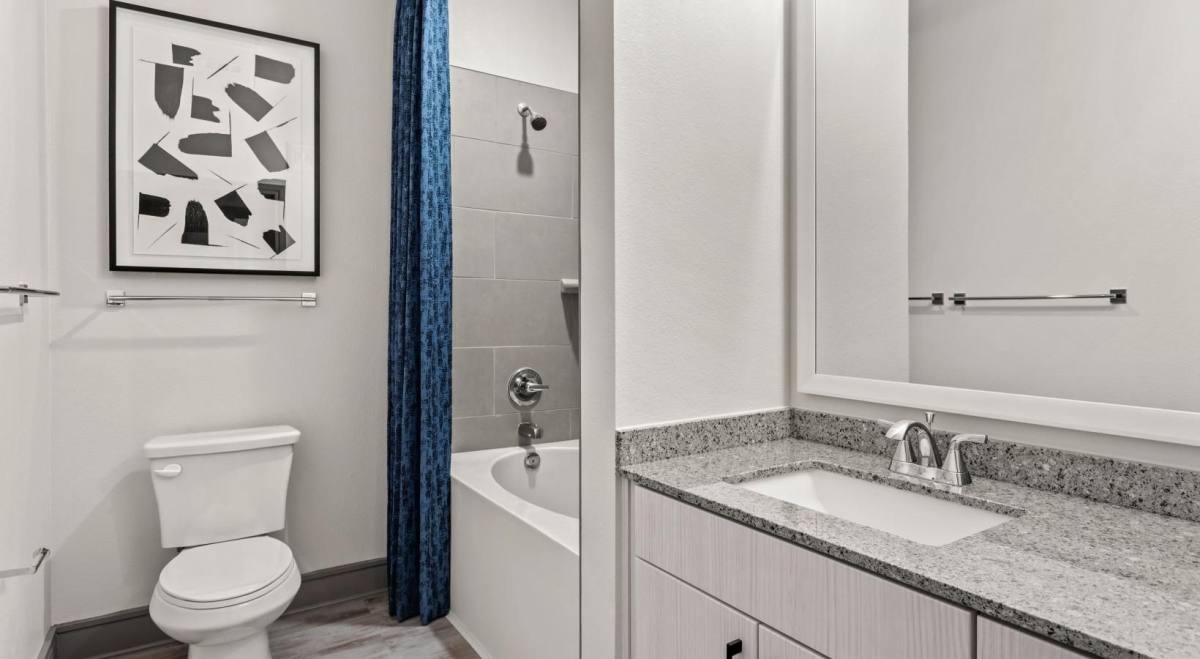 Apartment for rent at 2411 Greenhouse Rd #HGH, Houston, TX 77084