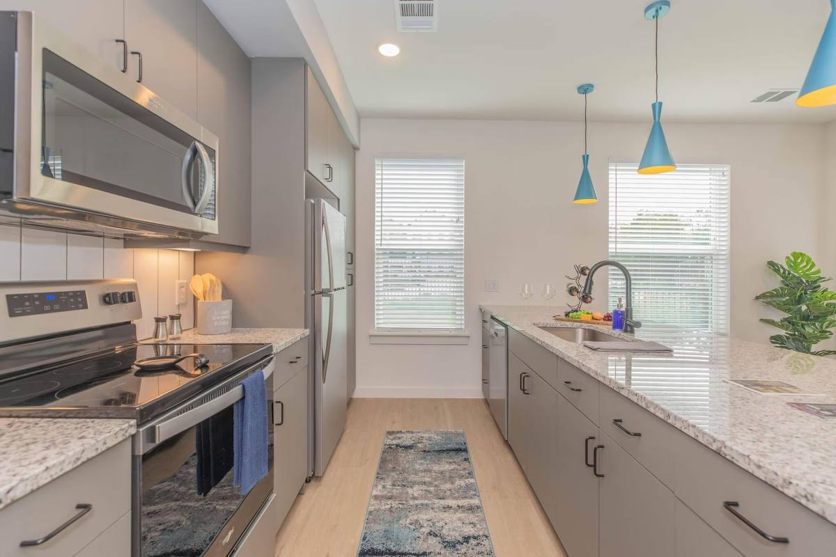 Apartment for rent at 13511 Hycohen Rd #HRY, Houston, TX 77047