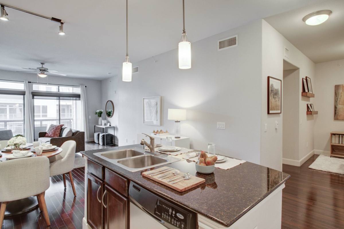 Apartment for rent at 1111 Post Oak Blvd #IUPO, Houston, TX 77056