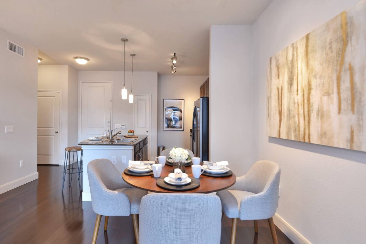 Apartment for rent at 1111 Post Oak Blvd #IUPO, Houston, TX 77056