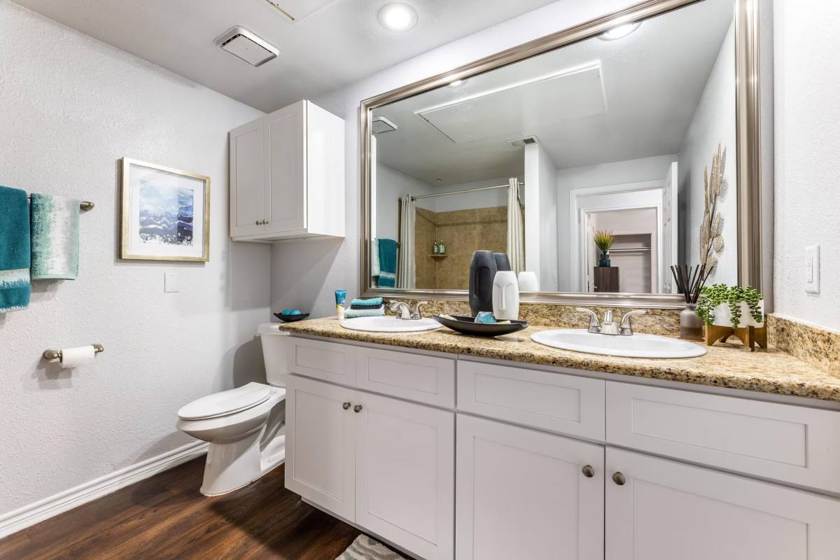 Apartment for rent at 300 Woerner Rd #LB1, Houston, TX 77090
