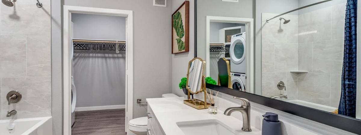 Apartment for rent at 4800 Watts Plantation Dr #LXS, Fresno, TX 77545
