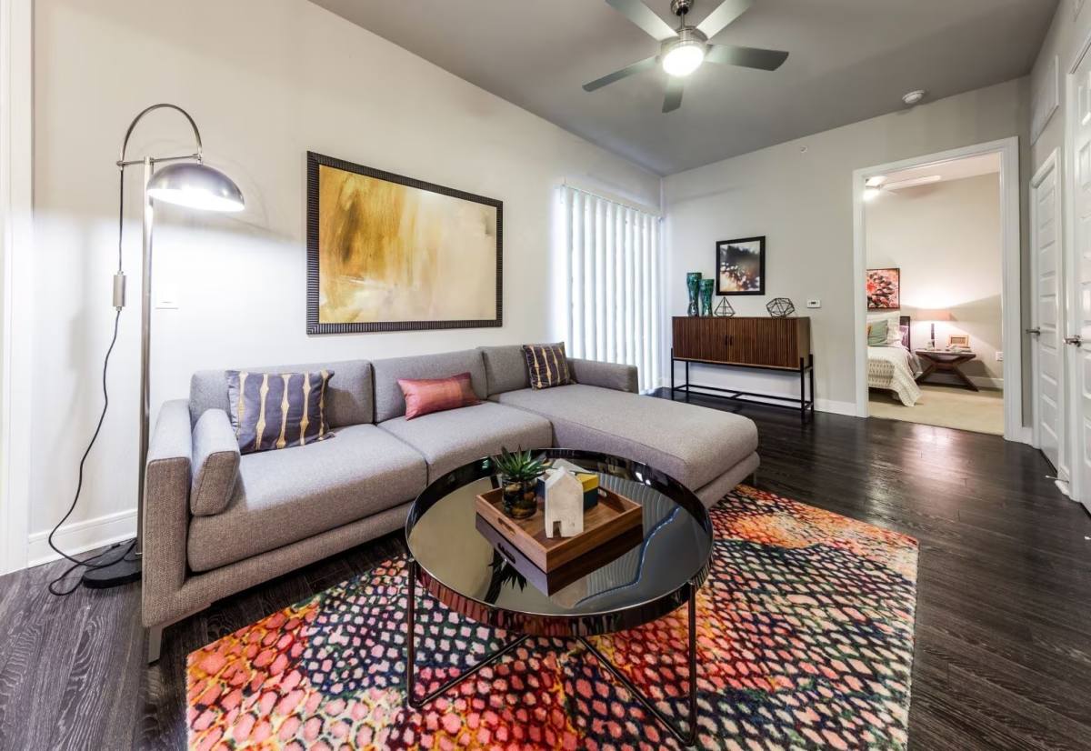 Apartment for rent at 3131 Timmons Lane #M31, Houston, TX 77027