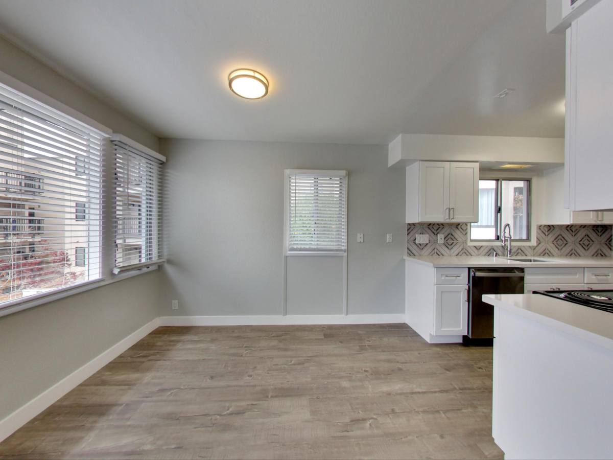 Apartment for rent at 311 Lester Ave #12, Oakland, CA 94606