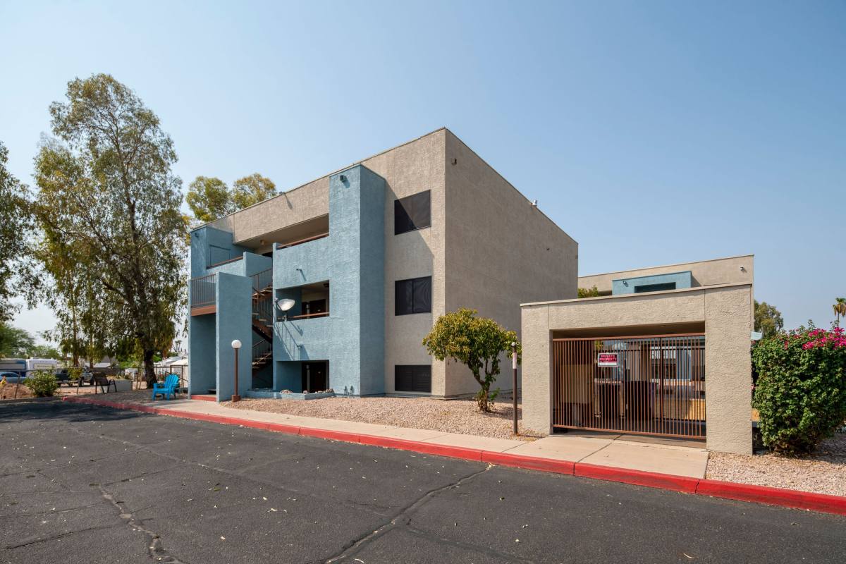 Apartment for rent at 1006 W Main, Mesa, AZ 85201