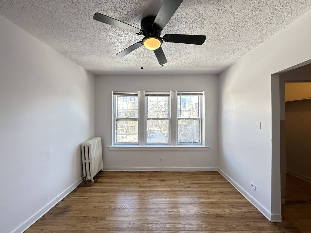 Apartment for rent at 7147 Constance #E4, Chicago, IL 60649