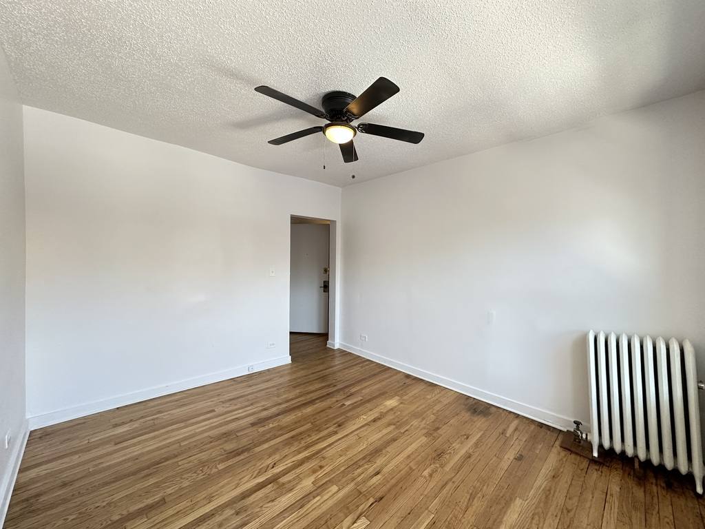 Apartment for rent at 7147 Constance #E4, Chicago, IL 60649