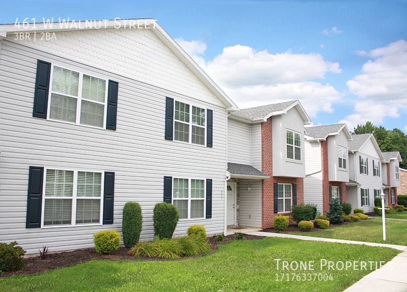 Townhouse for rent at 461 W Walnut St, Hanover, PA 17331