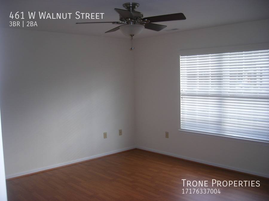 Townhouse for rent at 461 W Walnut St, Hanover, PA 17331