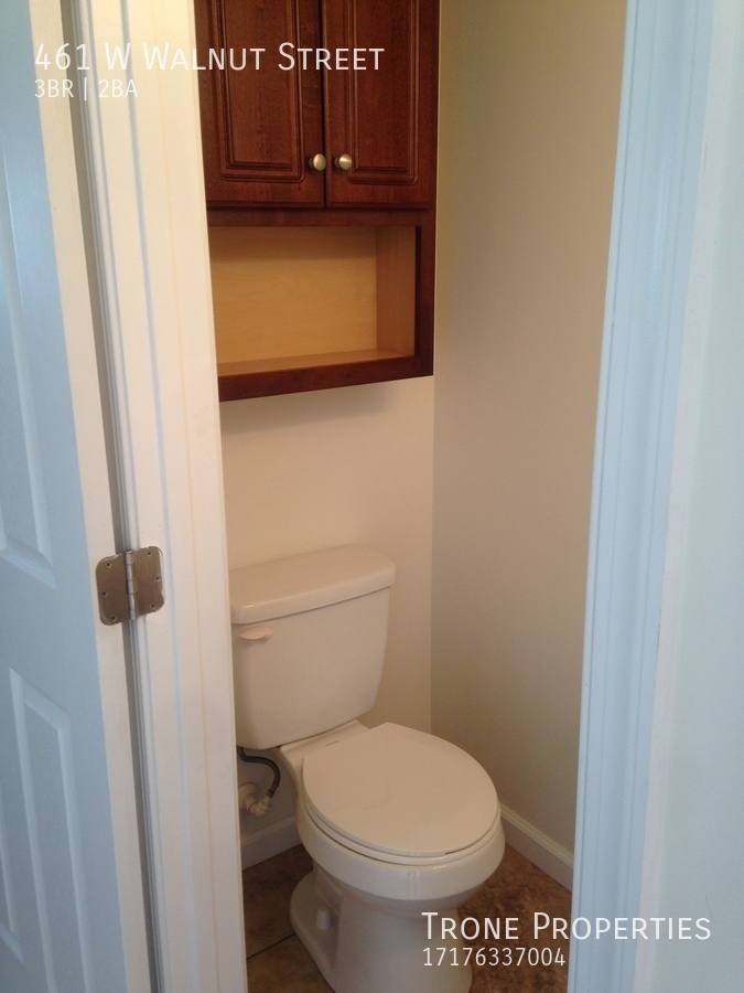Townhouse for rent at 461 W Walnut St, Hanover, PA 17331