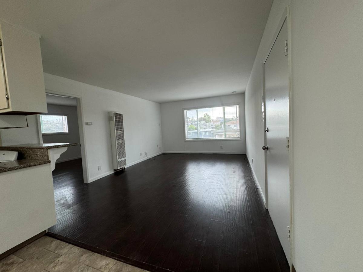 Apartment for rent at 3232 14th Ave #11, Oakland, CA 94602