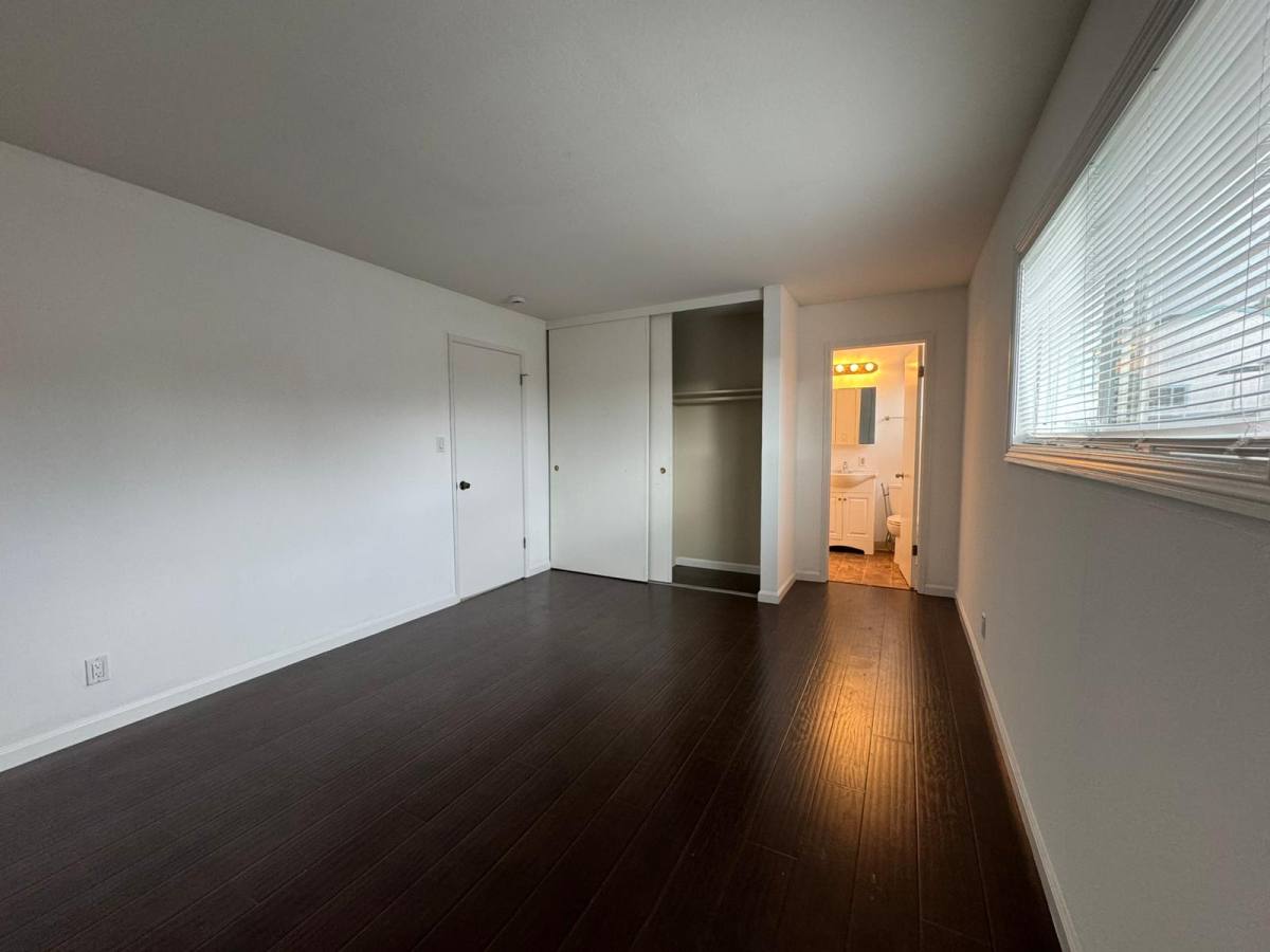 Apartment for rent at 3232 14th Ave #11, Oakland, CA 94602