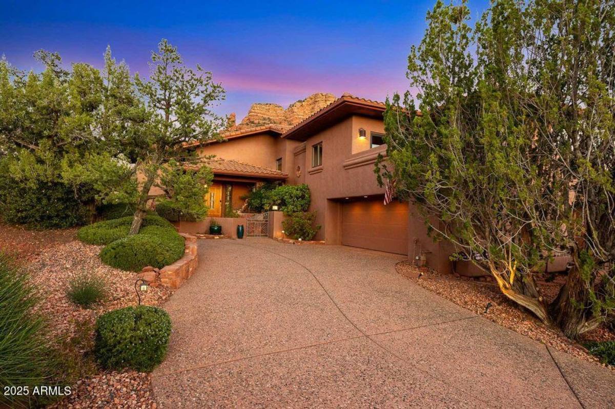 House for rent at 100 Penelope Way, Sedona, AZ 86336