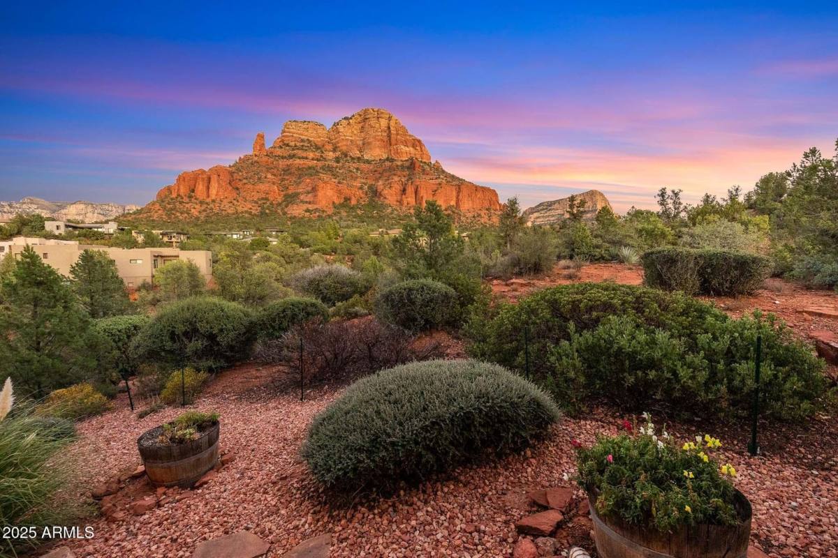 House for rent at 100 Penelope Way, Sedona, AZ 86336