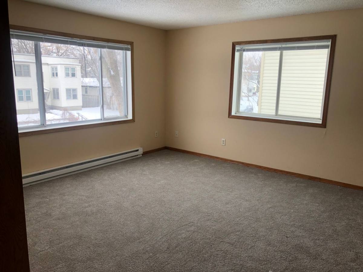 Apartment for rent at 1030 Knox Ave N, Minneapolis, MN 55411