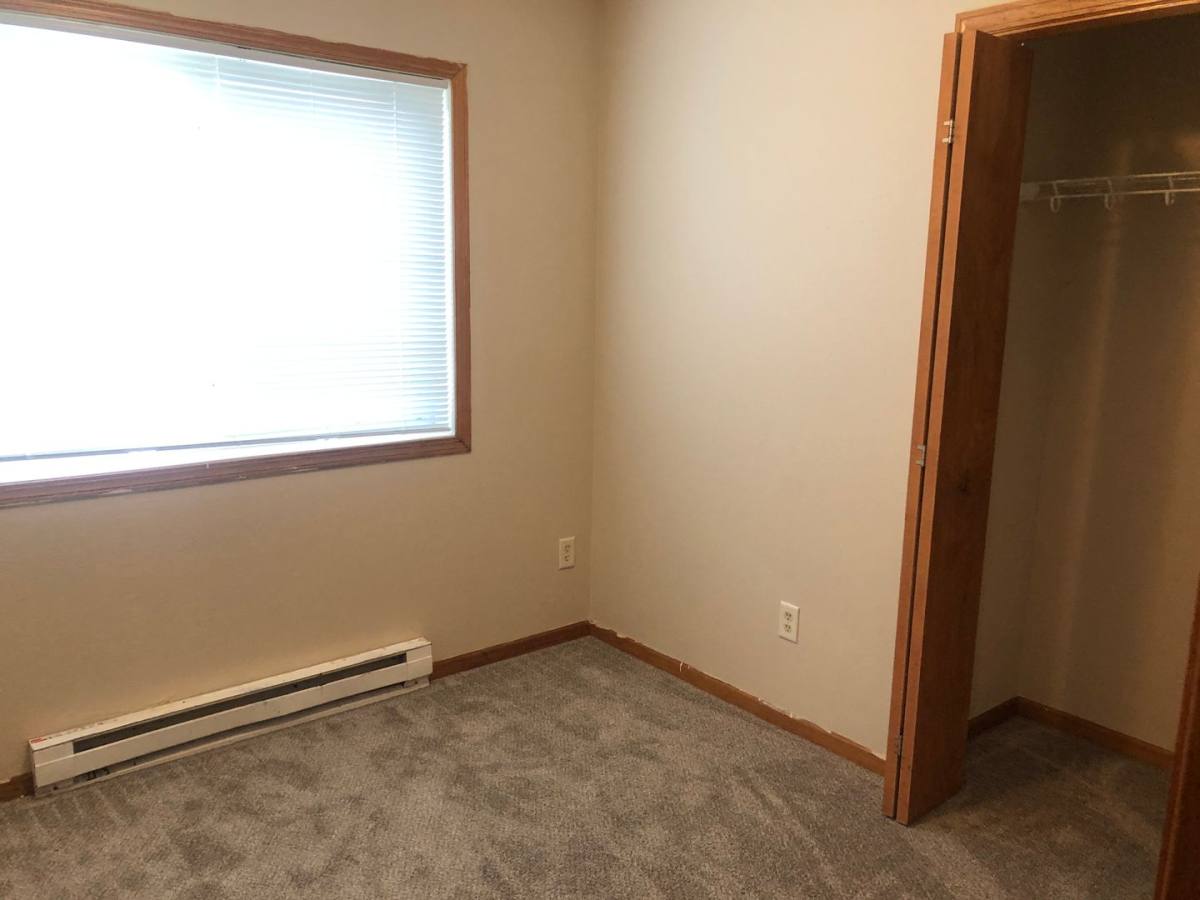 Apartment for rent at 1030 Knox Ave N, Minneapolis, MN 55411