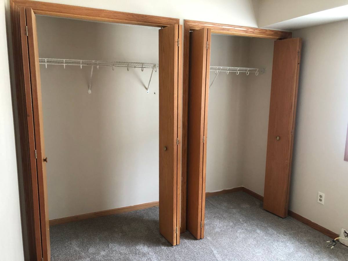 Apartment for rent at 1030 Knox Ave N, Minneapolis, MN 55411