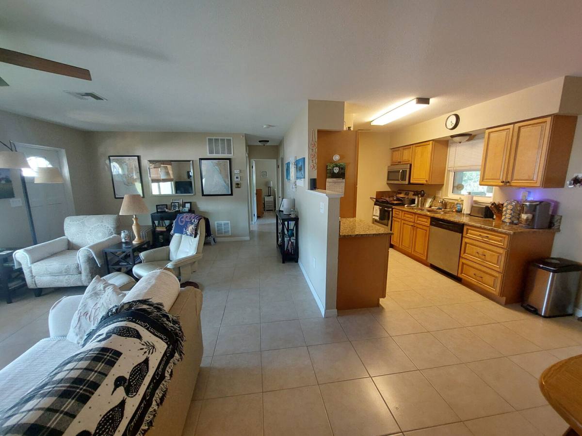 House for rent at 1541 Crest Dr, Englewood, FL 34223