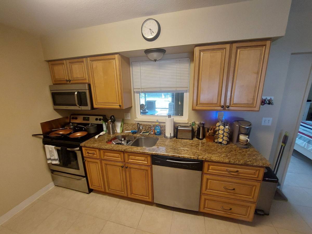 House for rent at 1541 Crest Dr, Englewood, FL 34223