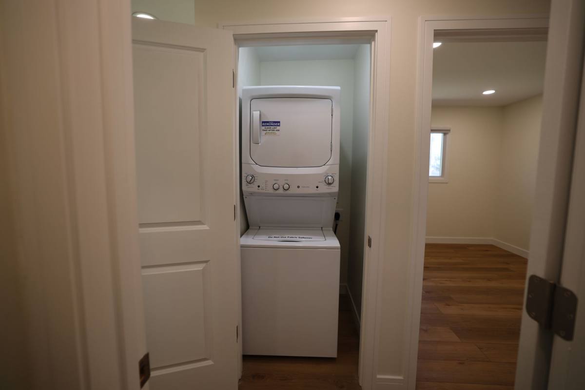 Apartment for rent at 3925 W Walnut Leaf Dr, Bloomington, IN 47403