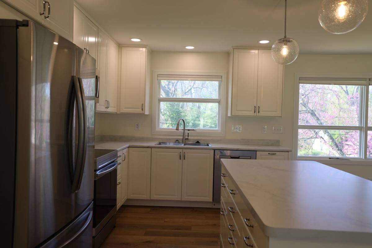 Apartment for rent at 3925 W Walnut Leaf Dr, Bloomington, IN 47403