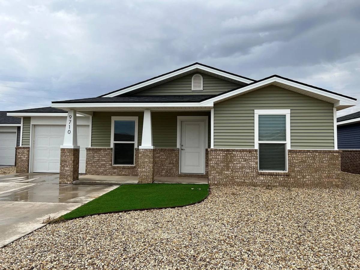 House for rent at 9709 Trenton Ave, Lubbock, TX 79424