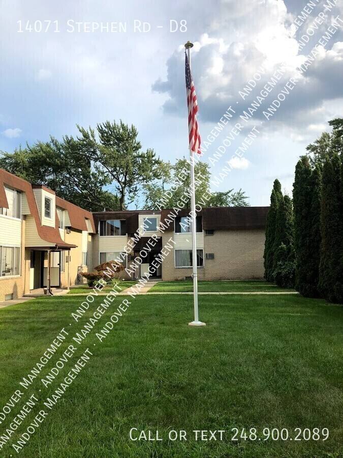 Apartment for rent at 14095 Stephen Rd #D2, Warren, MI 48089