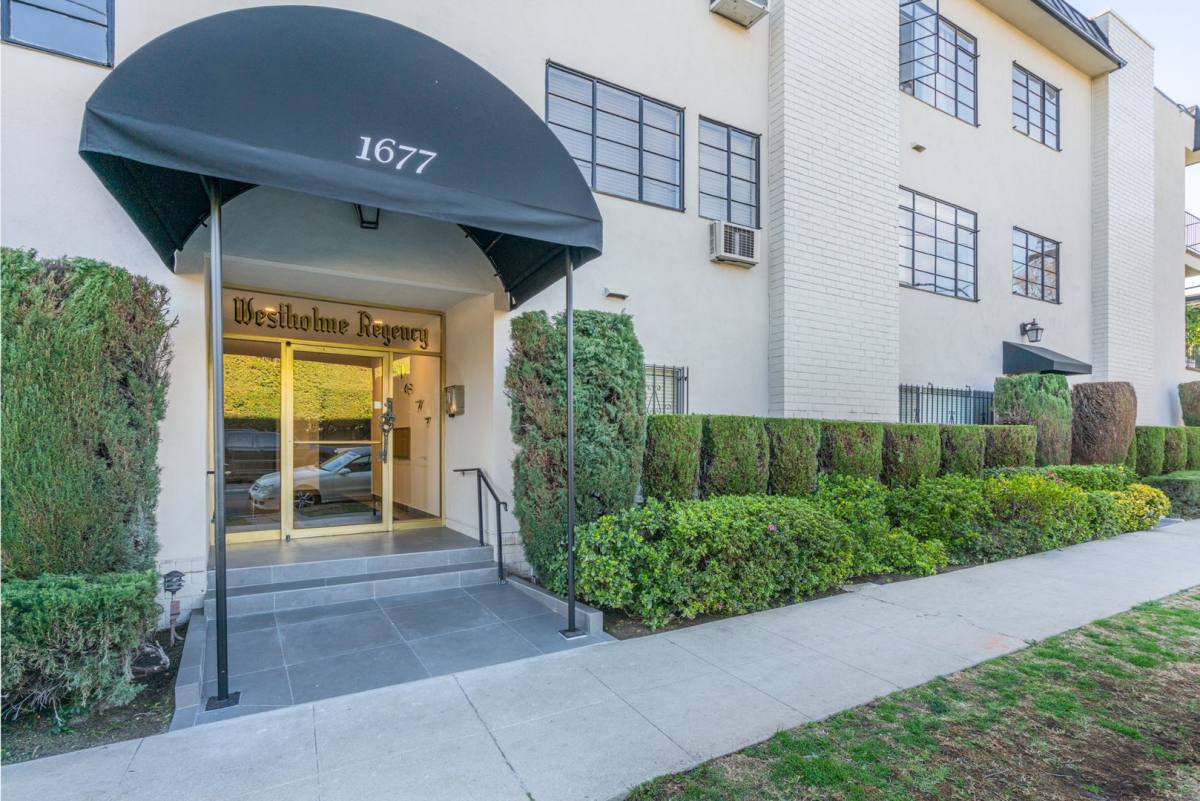 Apartment for rent at 1677 Westholme Ave, Los Angeles, CA 90024